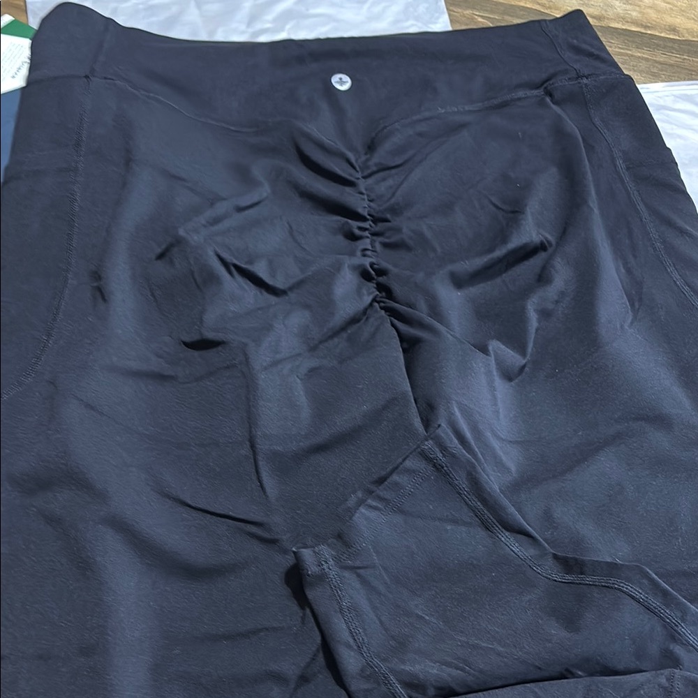 Halara Black Ruched Leggings